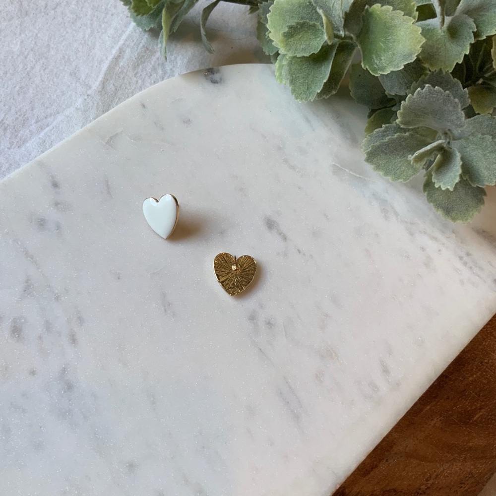The Monroe - White Stud Heart Earrings - Picture 5 of 5